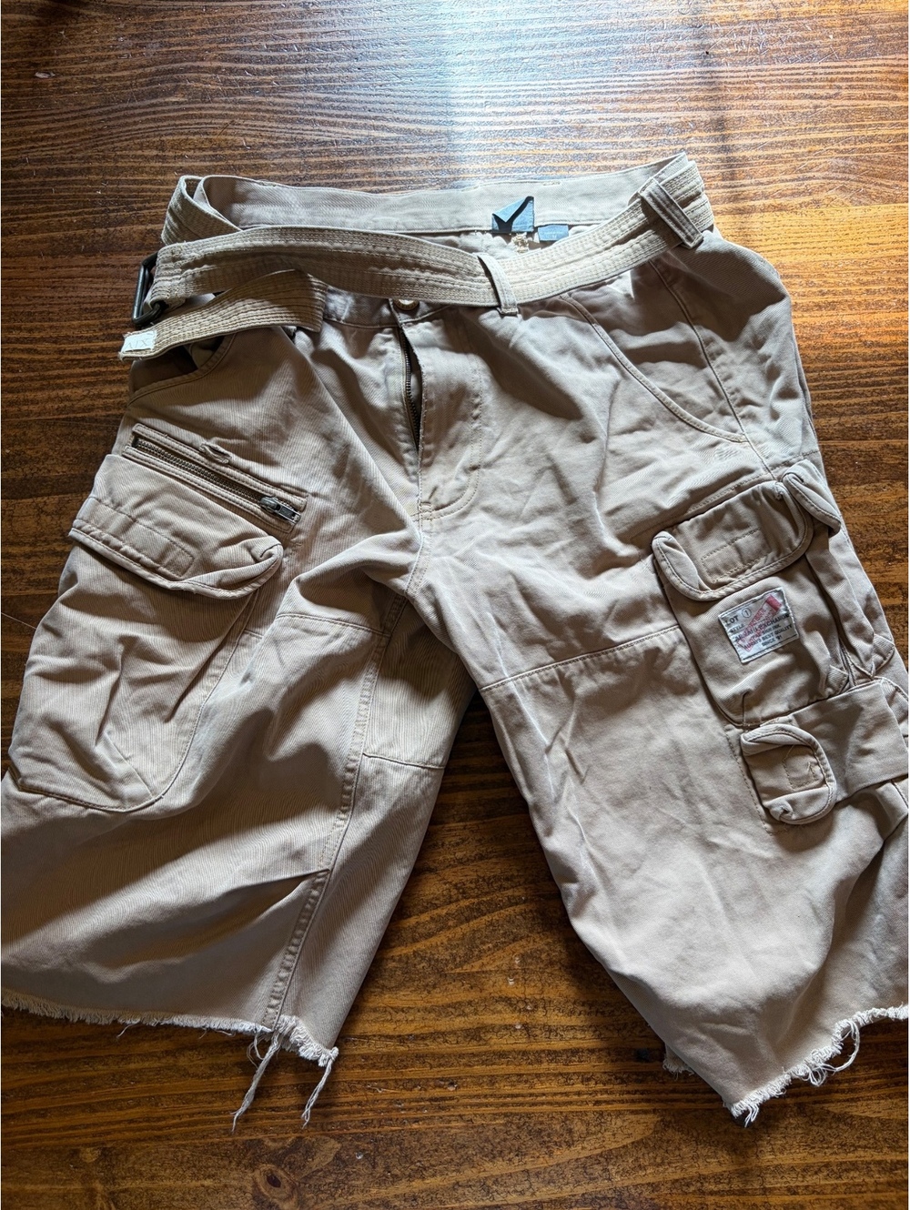 Armani Exchange Men's Khaki Cargo Shorts with Belt Size 32